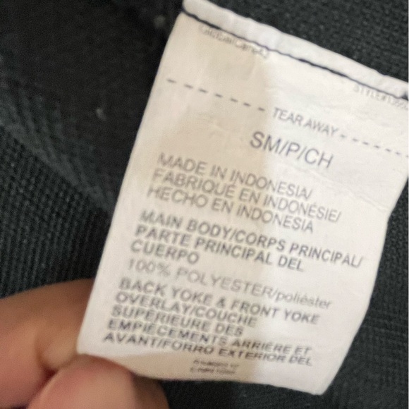 Under Armour Black Sherpa Vest - Picture 4 of 7